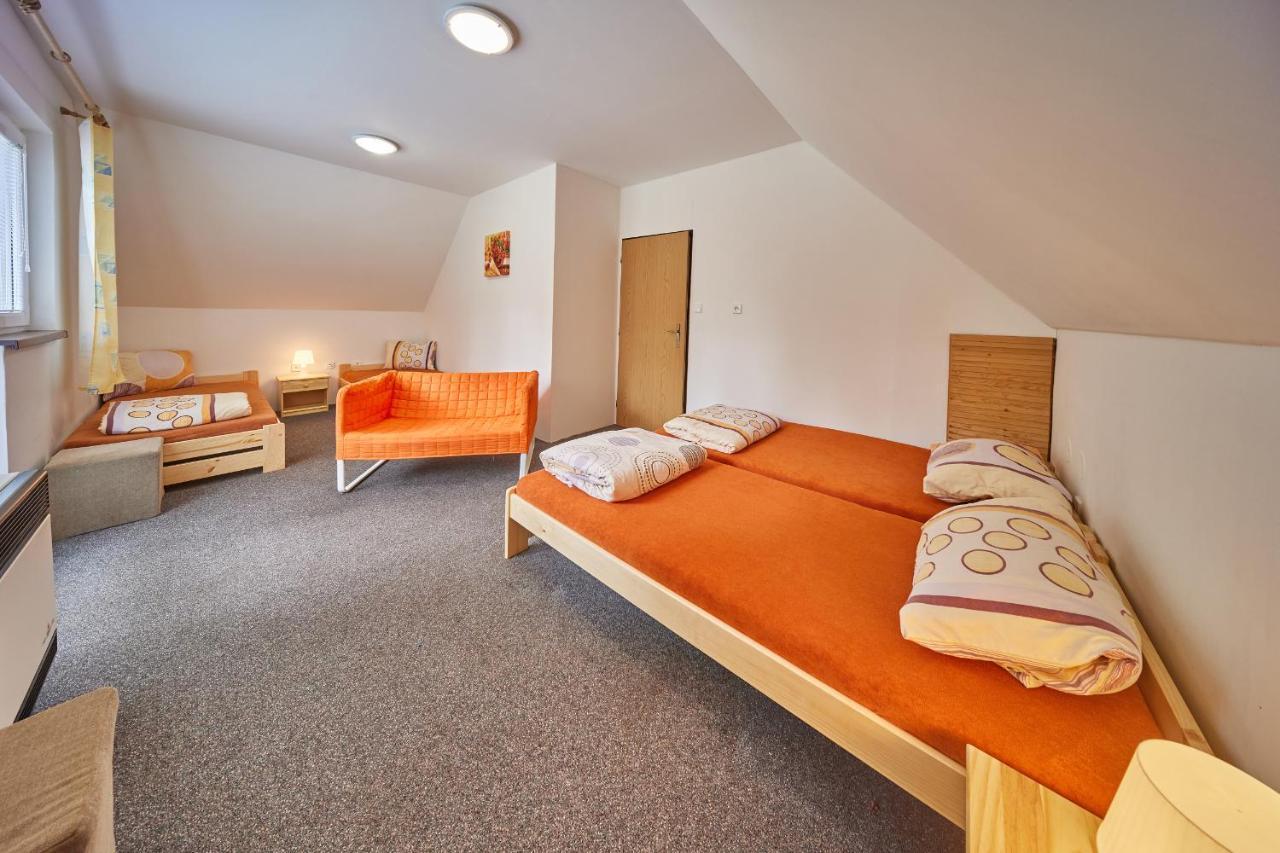 Hôtel Camp Dolce à Trutnov Extérieur photo